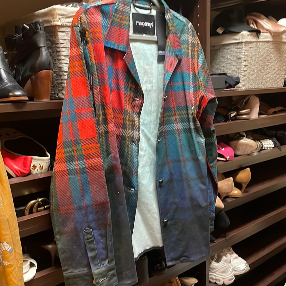 Maxjenny blazer style shirt m/l new w tags
